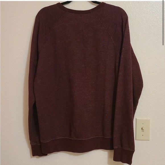 American Eagle Athletic Fit Crew Neck - Picture 2 of 3